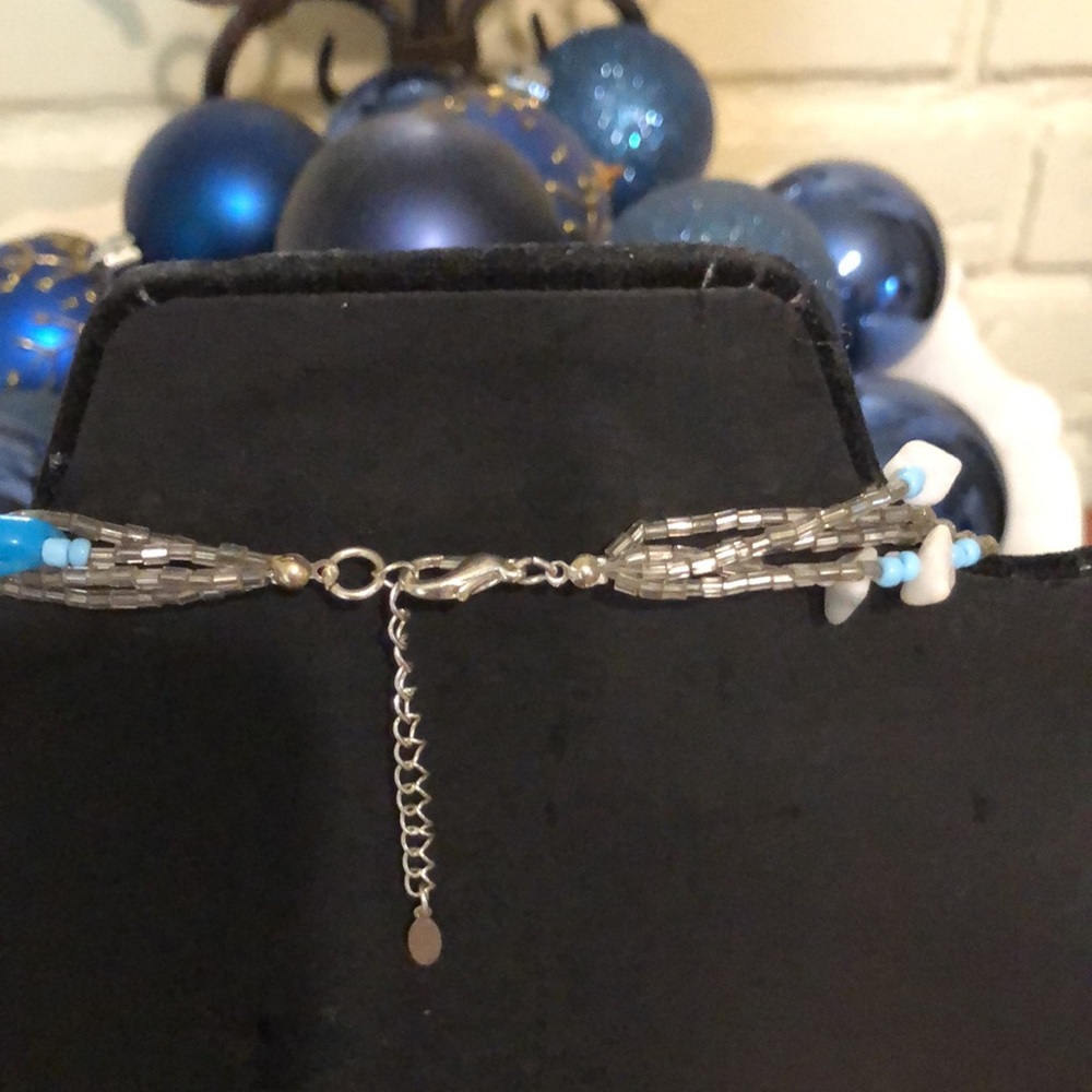 Esmor Necklace And Earrings Set - Picture 2 of 6